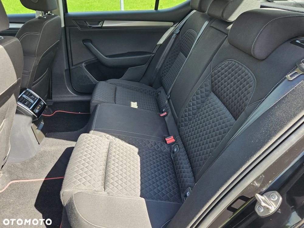 Skoda Superb 2.0 TDI Ambition - 13
