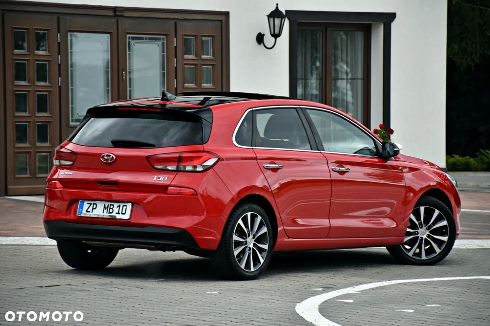 Hyundai i30 1.0 T-GDI Connect & Go - 22
