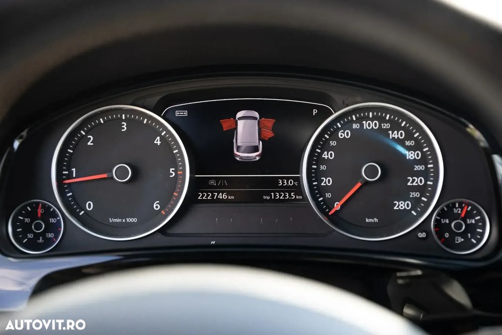 Volkswagen Touareg 3.0 V6 TDI BMT - 31
