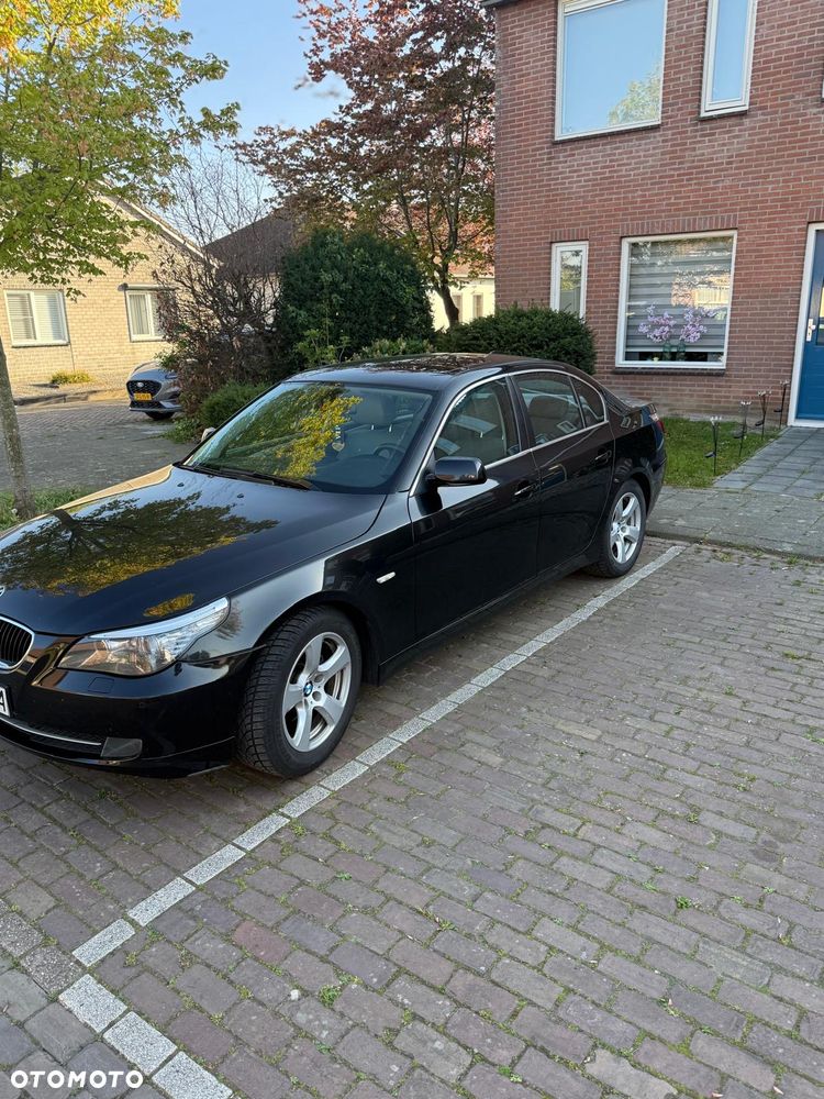 BMW Seria 5 520d - 3