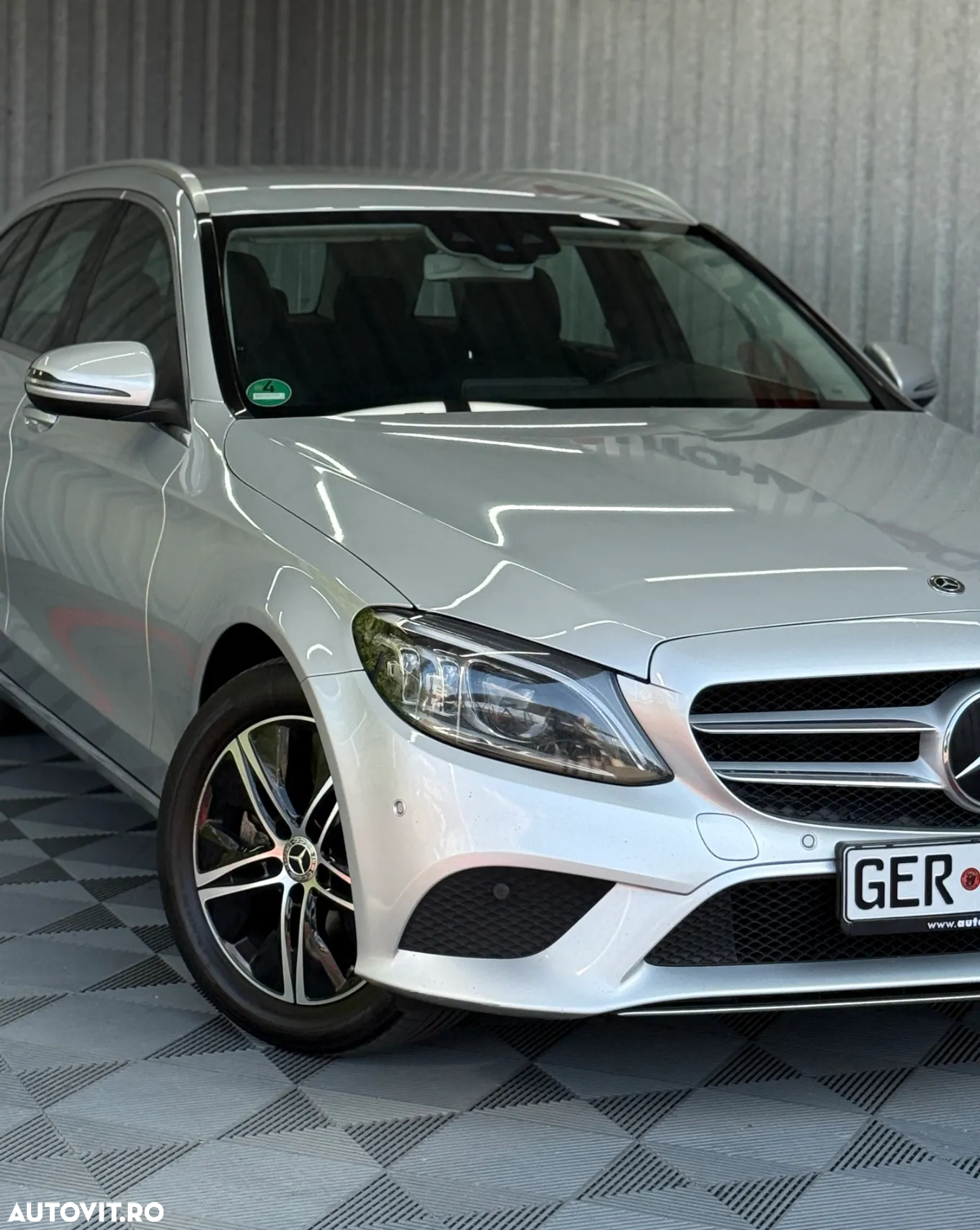 Mercedes-Benz C 200 d T 9G-TRONIC Avantgarde - 11