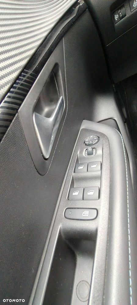 Peugeot 208 1.2 PureTech Allure S&S - 15