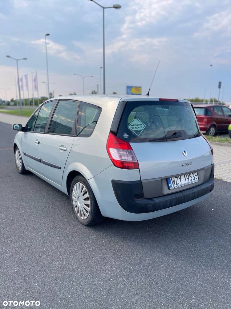 Renault Scenic - 4