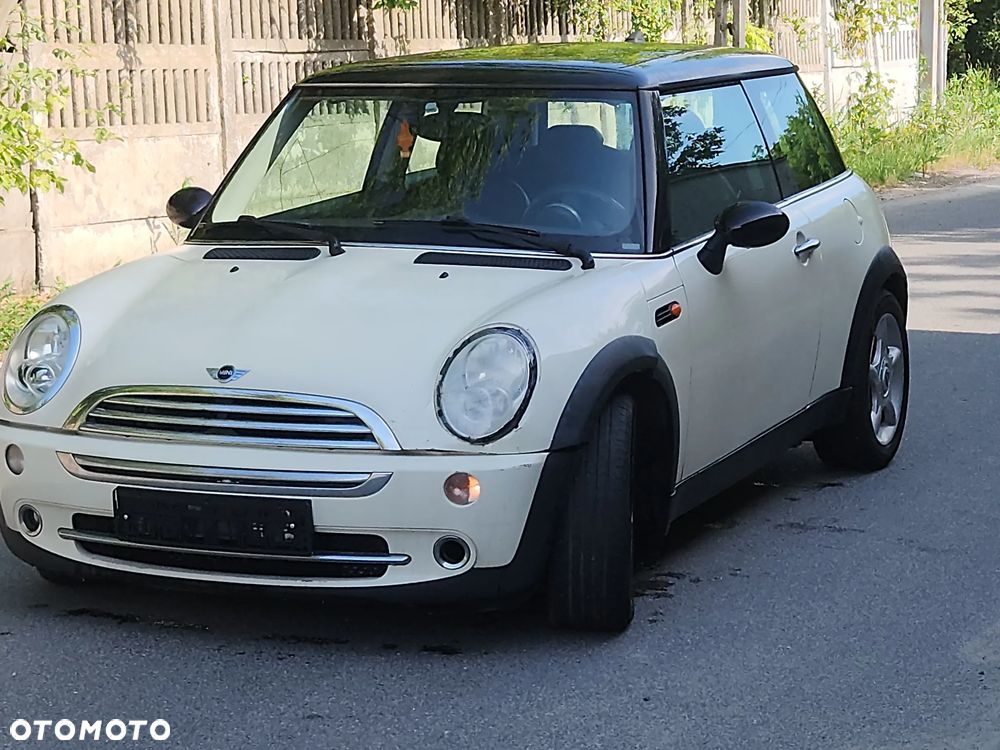 MINI Cooper Standard - 2