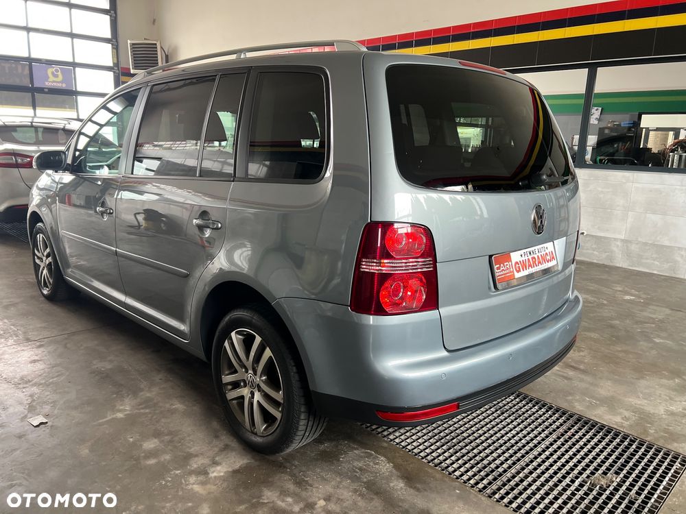 Volkswagen Touran 2.0 TDI DPF BlueMotion Technology Comfortline - 7