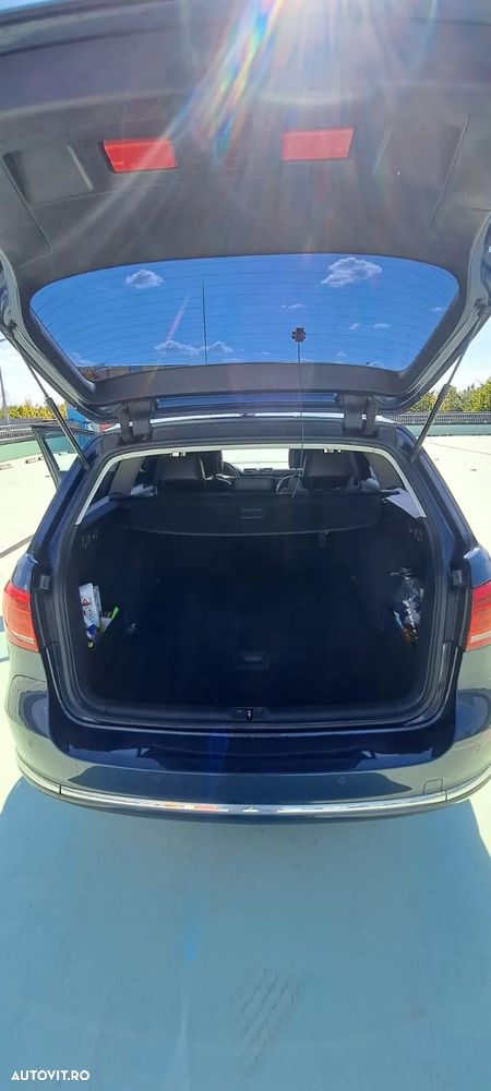 Volkswagen Passat 2.0 TDI DPF DSG Comfortline - 20