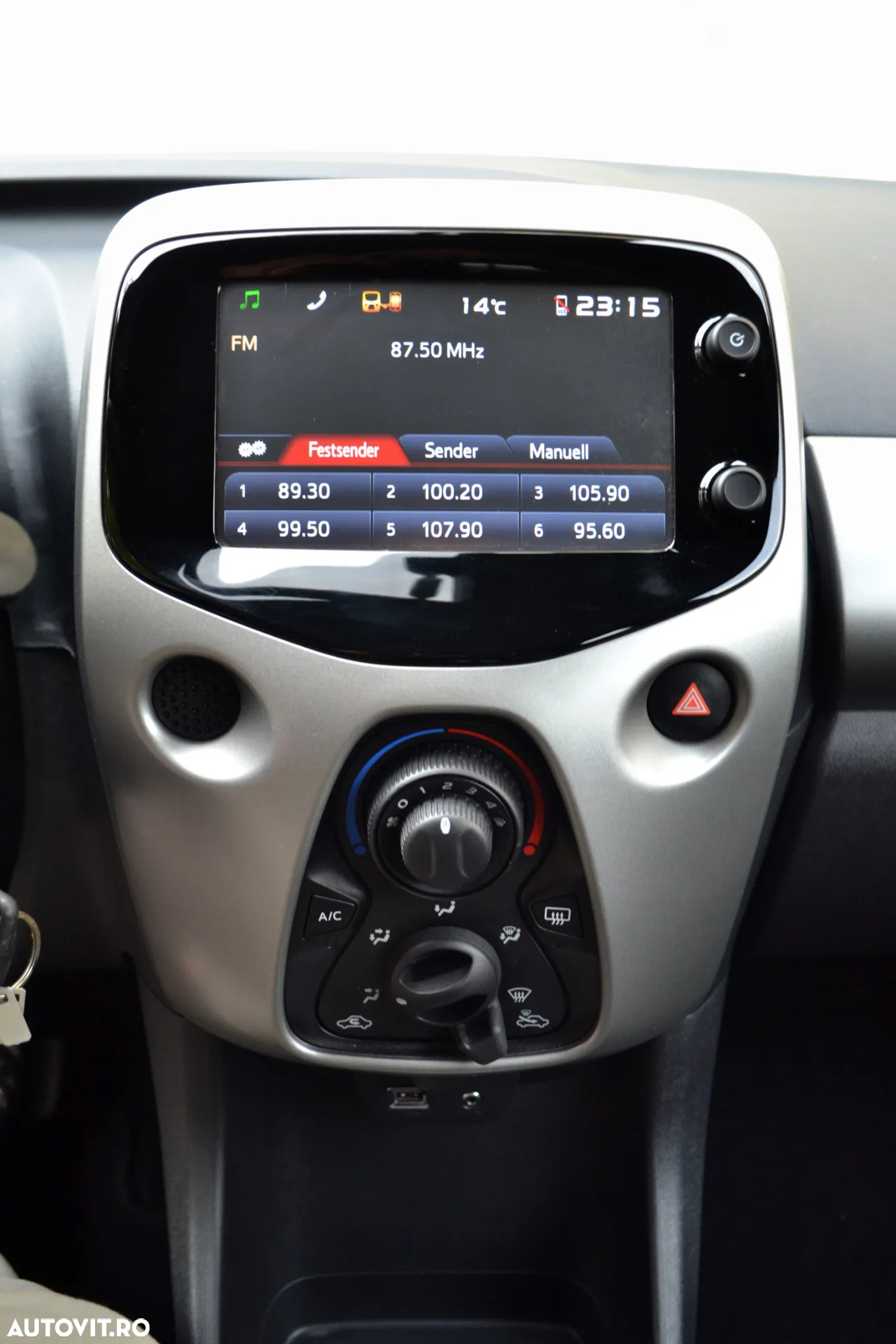 Toyota Aygo 1.0 MultiMode X - play - 13