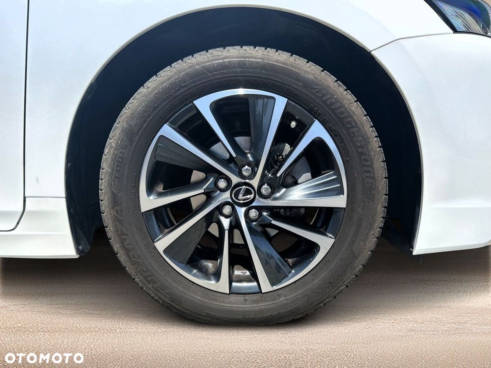 Lexus CT - 27