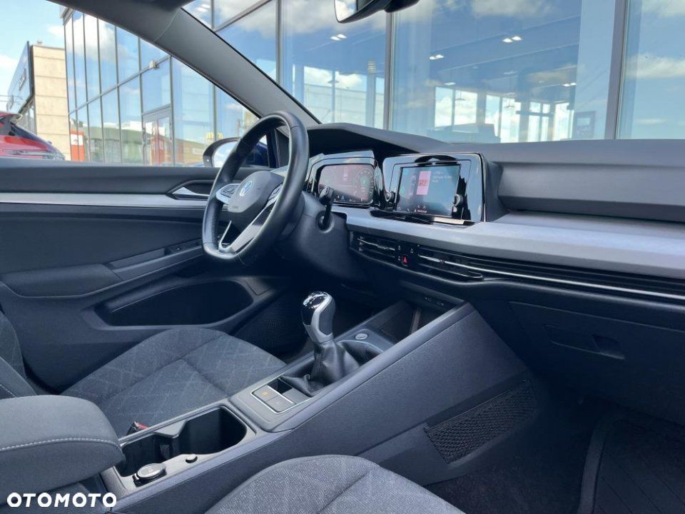 Volkswagen Golf - 38