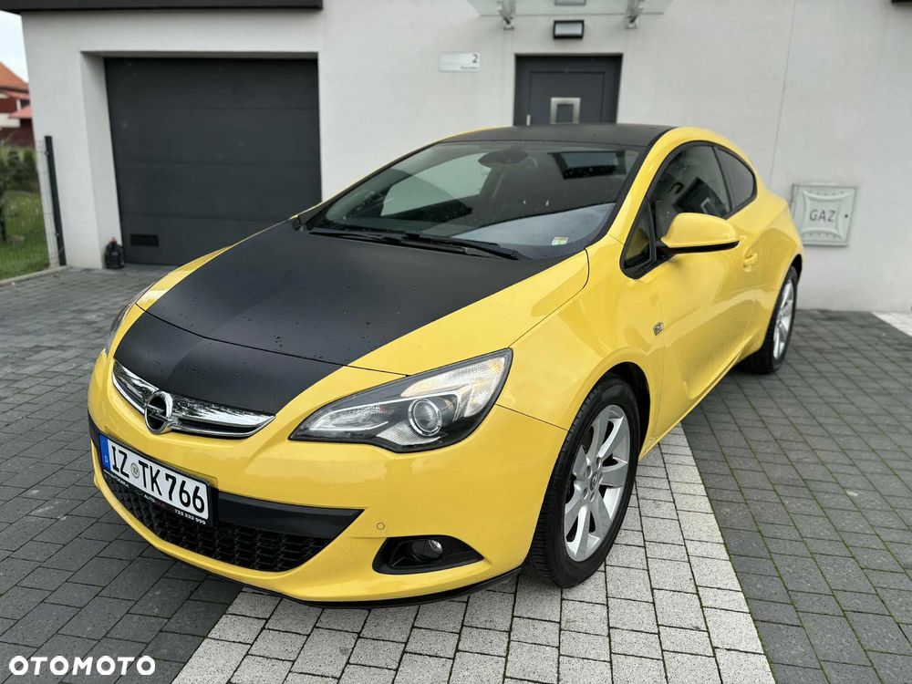 Opel Astra IV GTC 1.6 T Sport - 10
