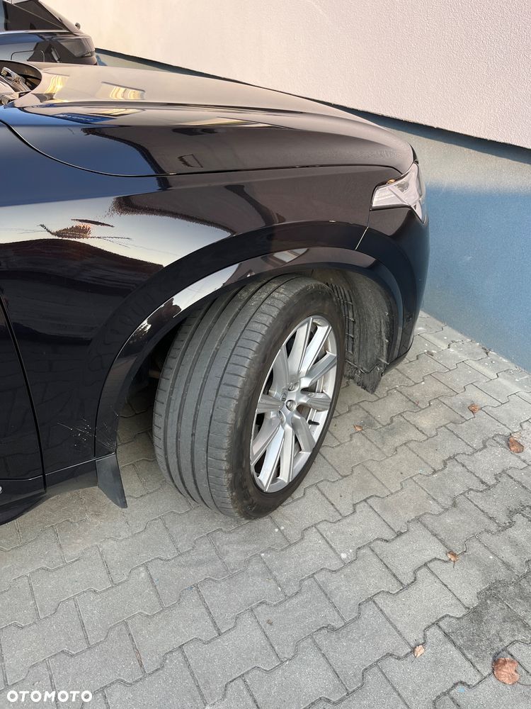Volvo XC 90 - 4