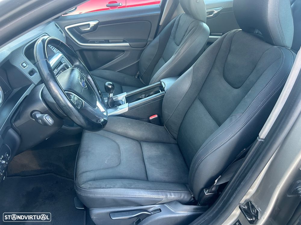 Volvo V60 2.0 D3 Kinetic Start/Stop - 6