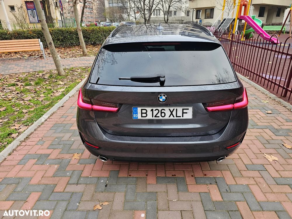 BMW Seria 3 320d Touring Aut. Edition Luxury Line Purity - 6