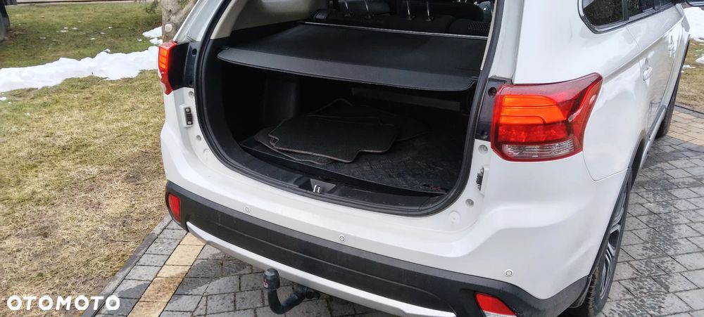 Mitsubishi Outlander - 14