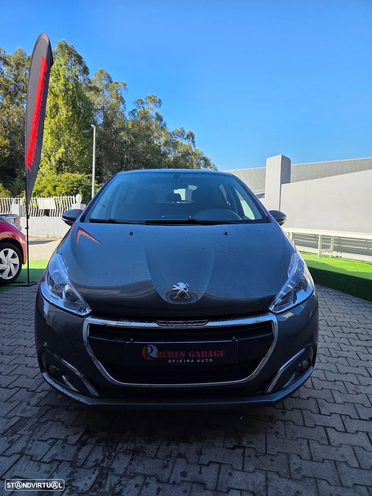 Peugeot 208 - 2