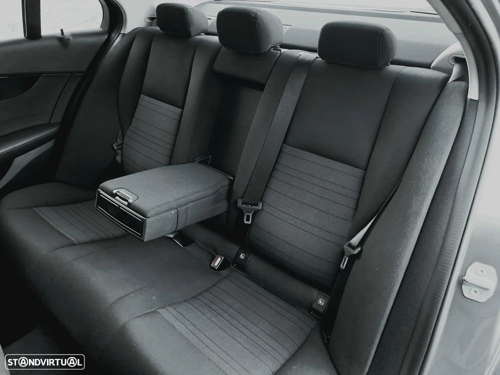 Mercedes-Benz C 300 BlueTEC Hybrid Avantgarde - 7