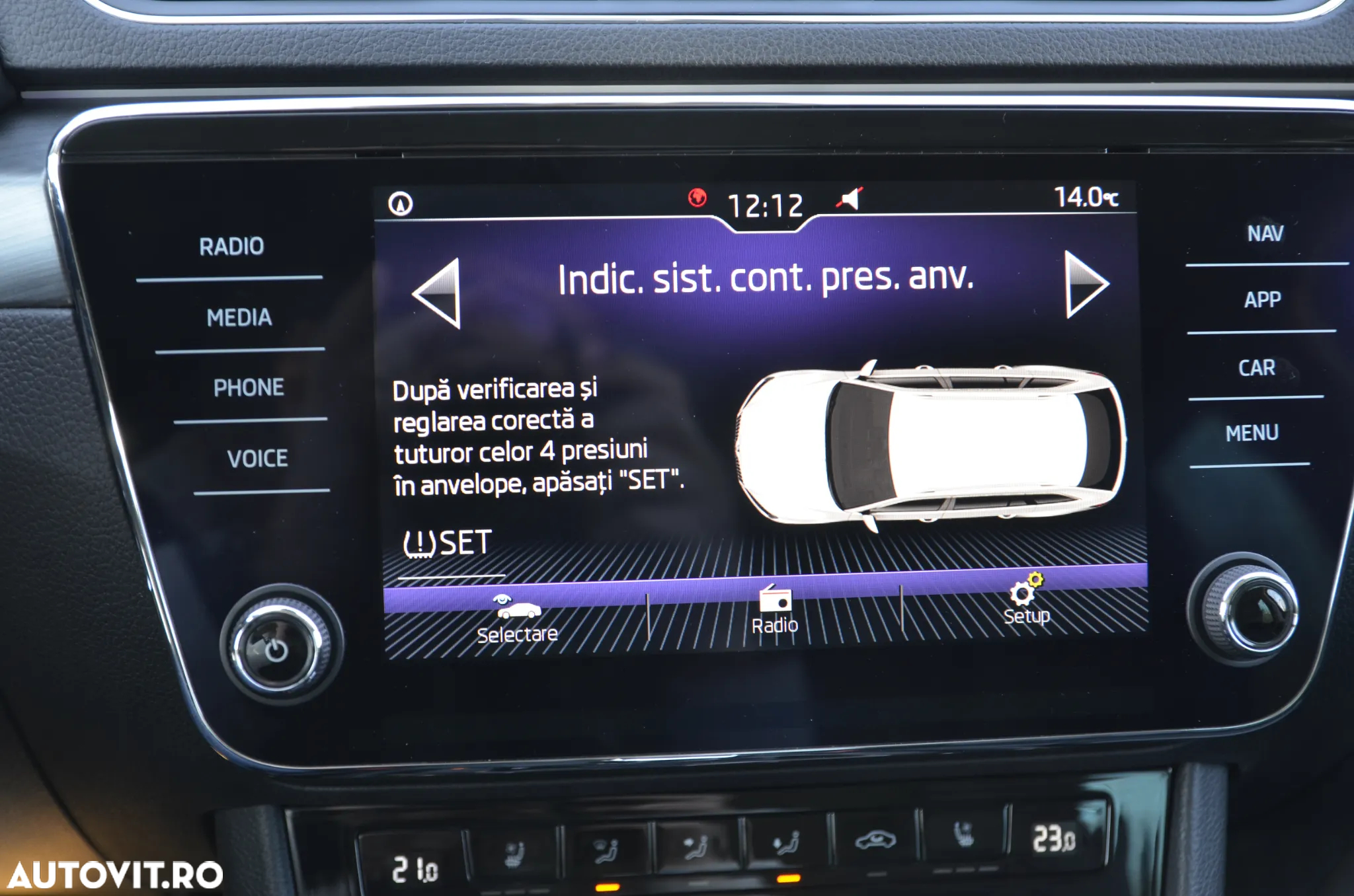 Skoda Superb 2.0 TDI DSG Style - 19