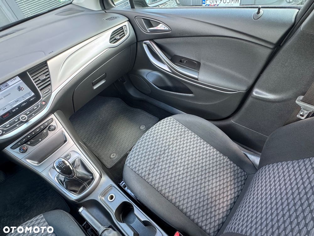 Opel Astra 1.6 CDTI Sport - 25