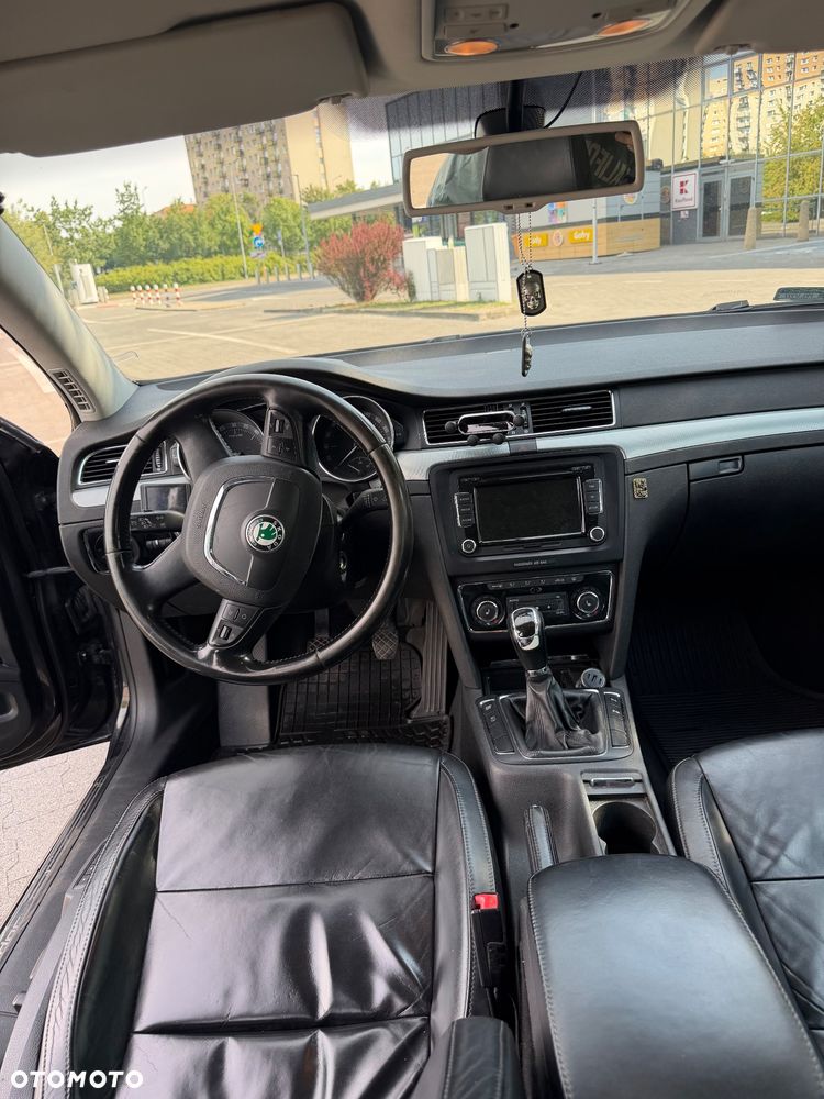 Skoda Superb 2.0 TDI Comfort - 8