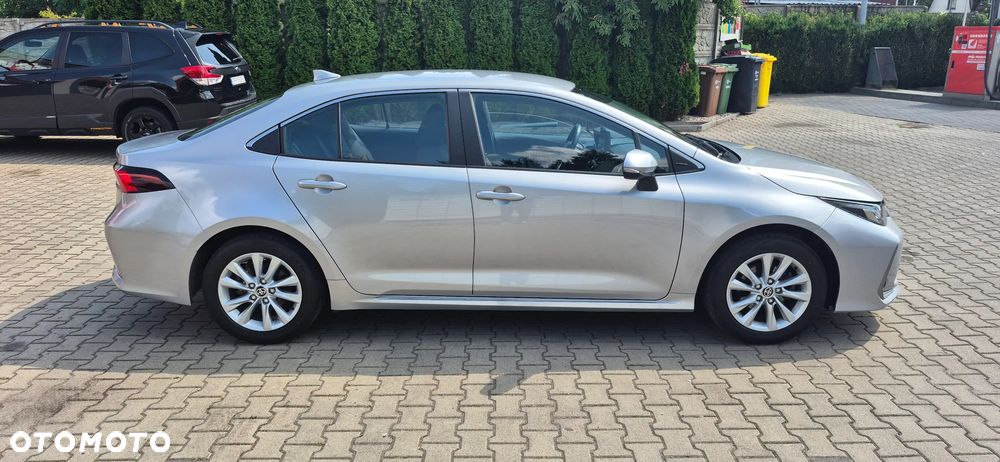 Toyota Corolla 1.8 Hybrid Style - 4