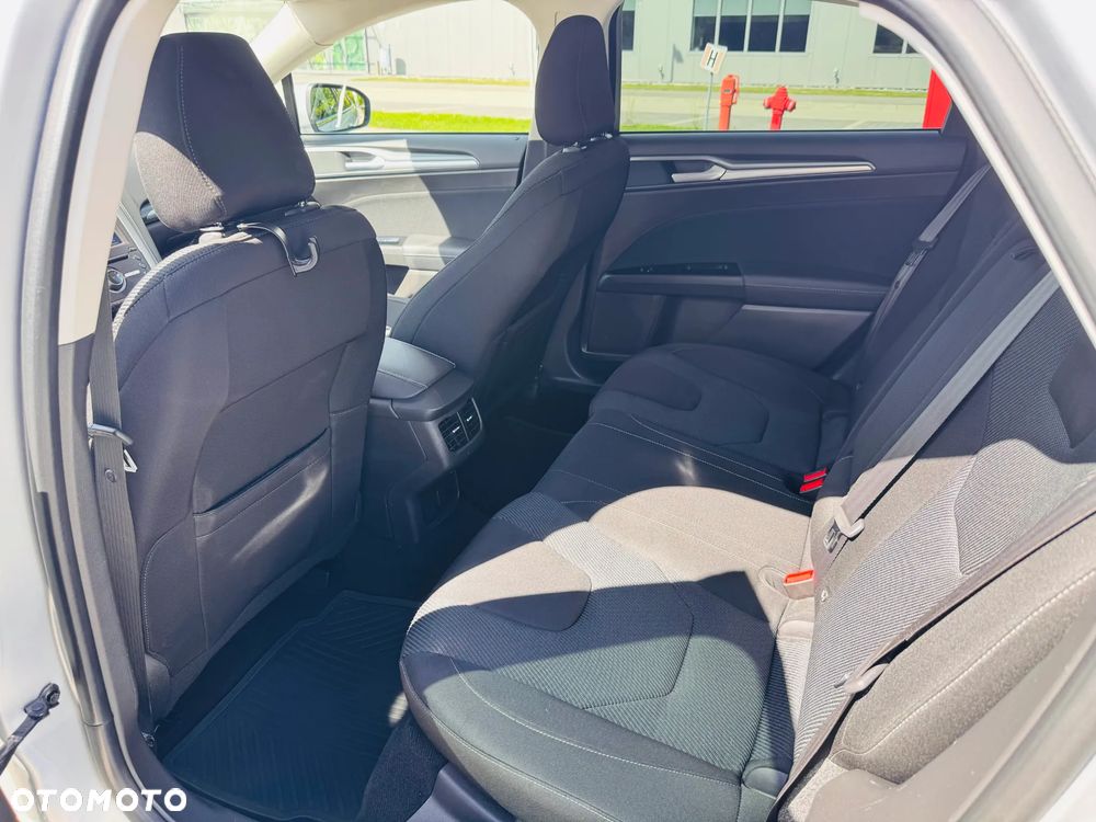 Ford Mondeo 2.0 TDCi Titanium 4WD PowerShift - 7