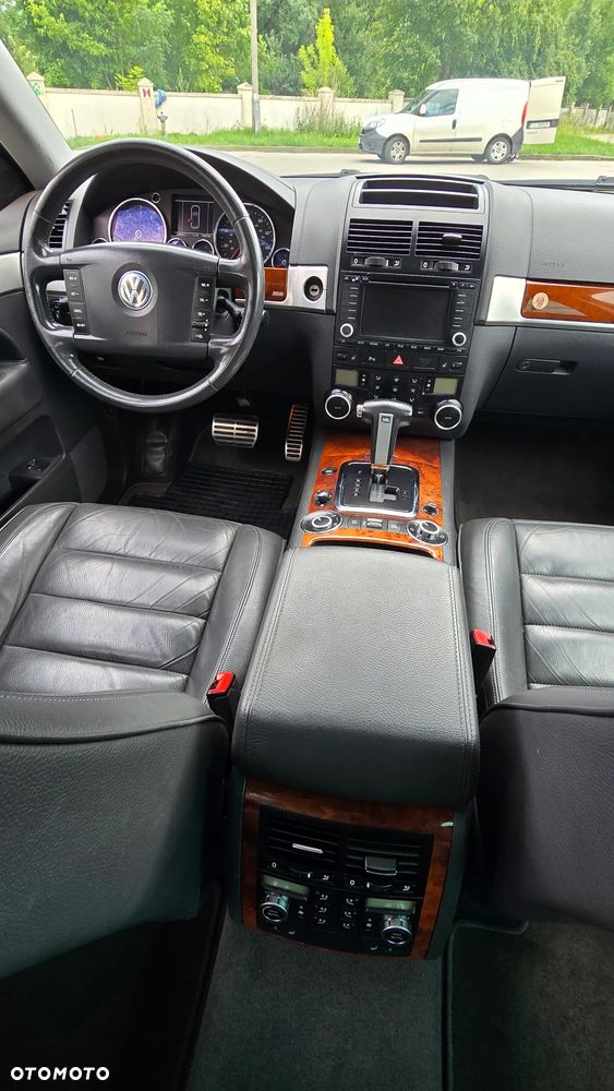 Volkswagen Touareg 4.2 V8 FSI Tiptr - 13