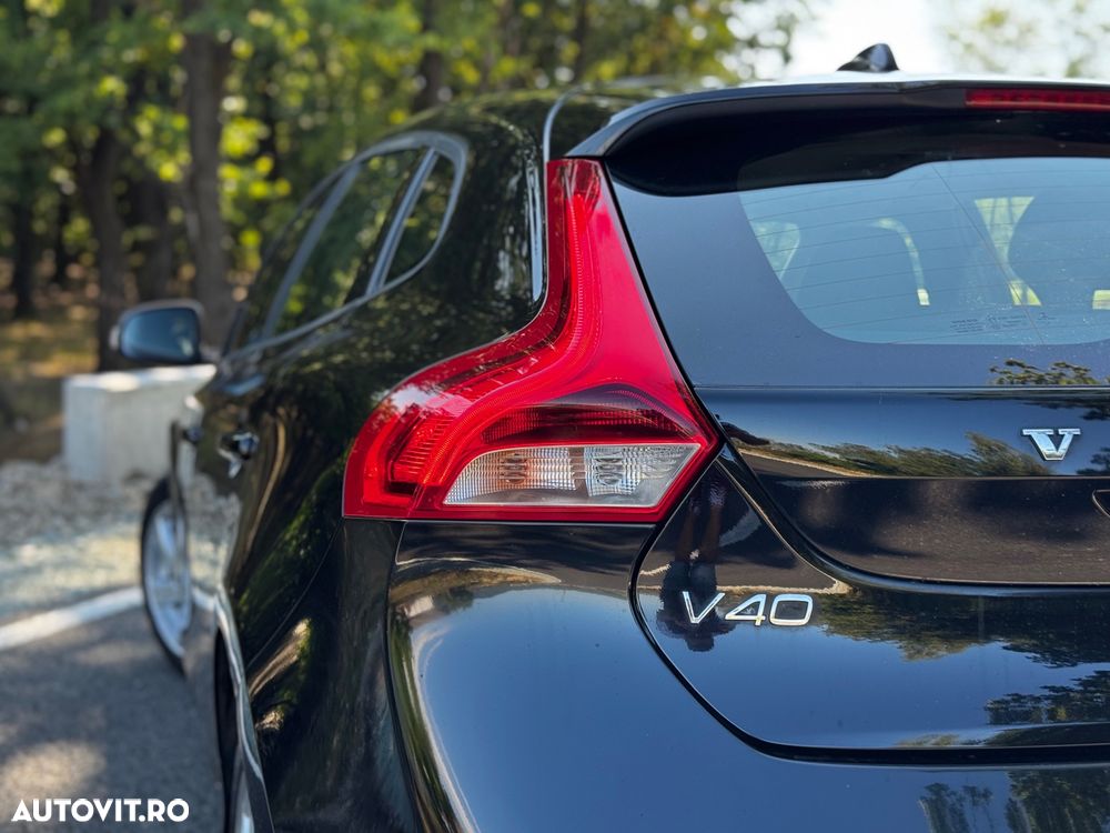 Volvo V40 - 14