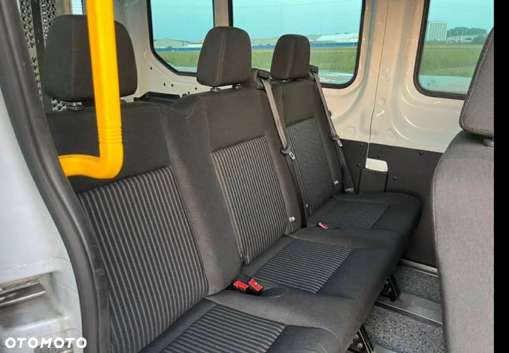 Ford Transit - 31