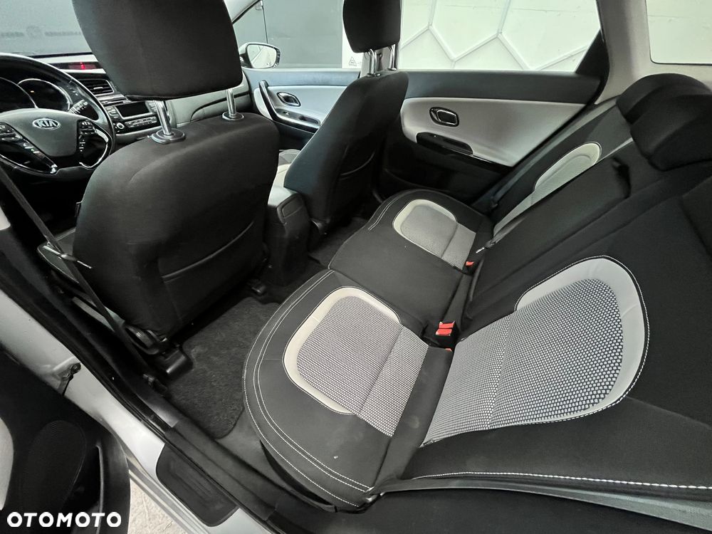 Kia Ceed - 21
