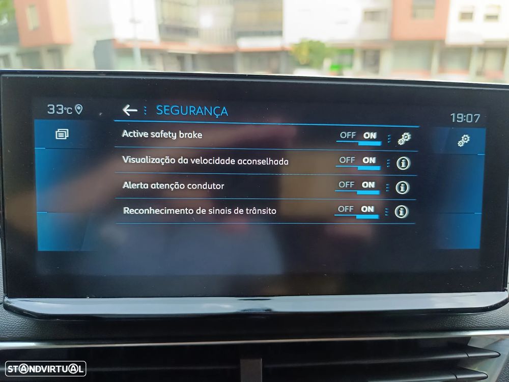 Peugeot 3008 1.2 PureTech Allure EAT8 - 53