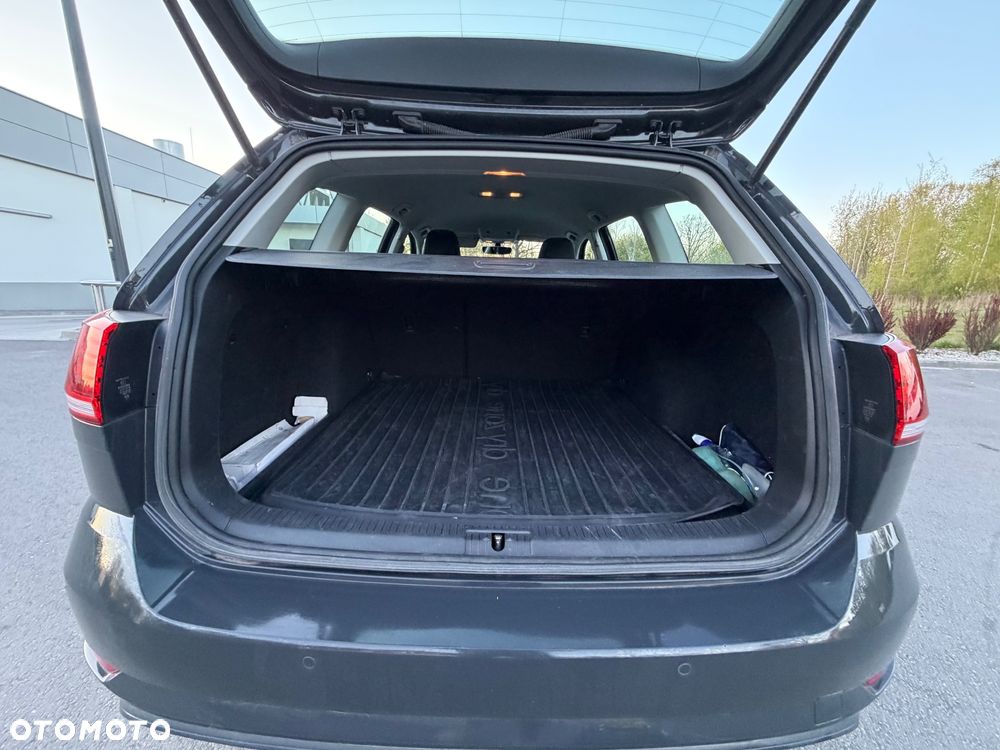 Volkswagen Golf 1.0 TSI Trendline - 24