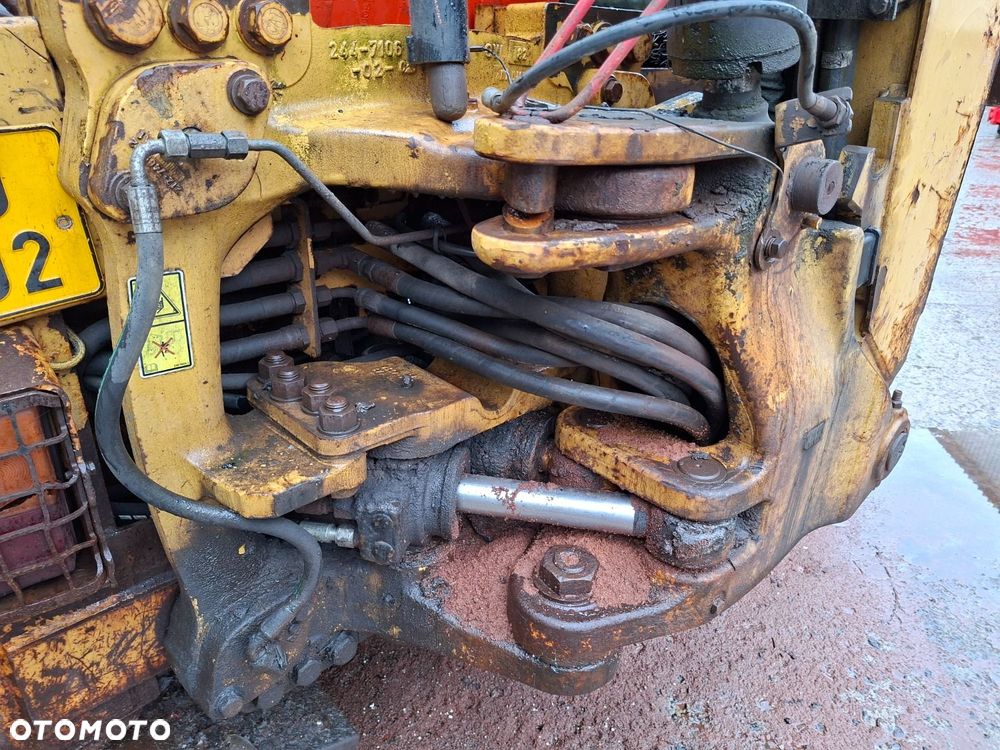 Caterpillar 428 E - 39