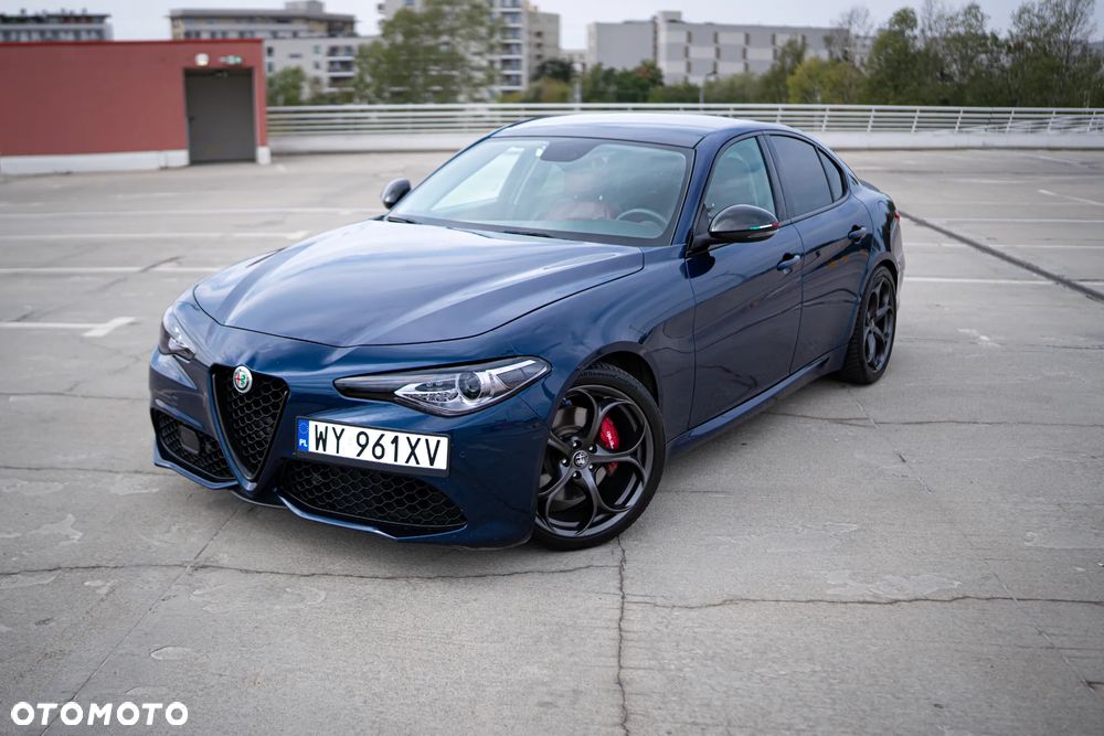 Alfa Romeo Giulia 2.0 Turbo 16V AT8 Veloce Ti - 12