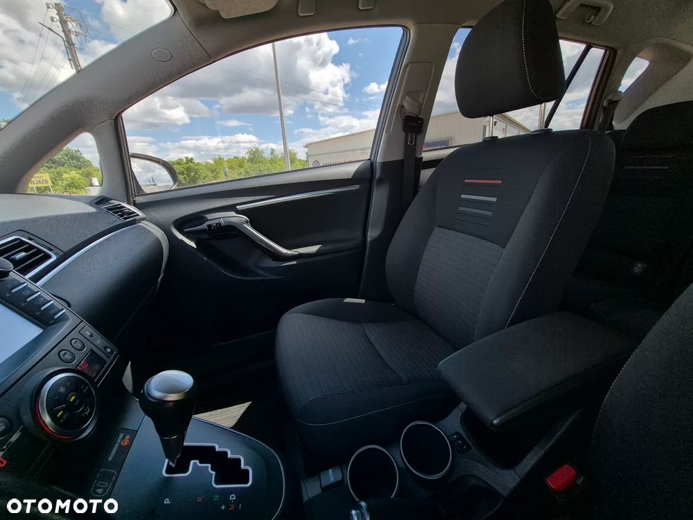 Toyota Verso 1.8 Prestige EU5 MS - 15