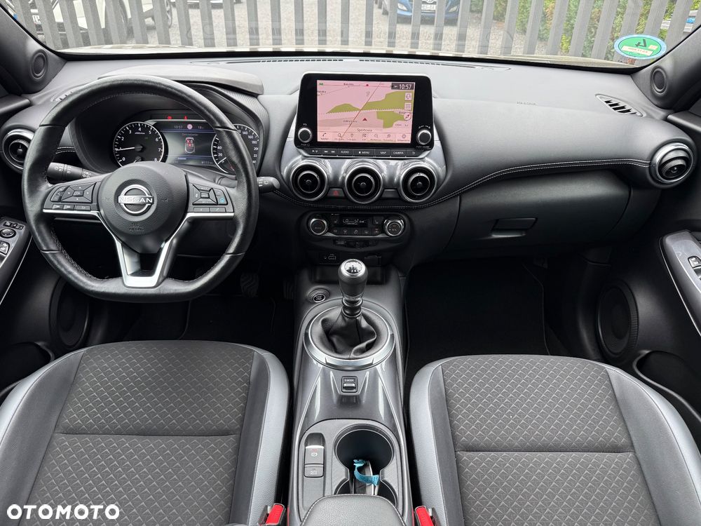 Nissan Juke 1.0 DIG-T N-Connecta - 11
