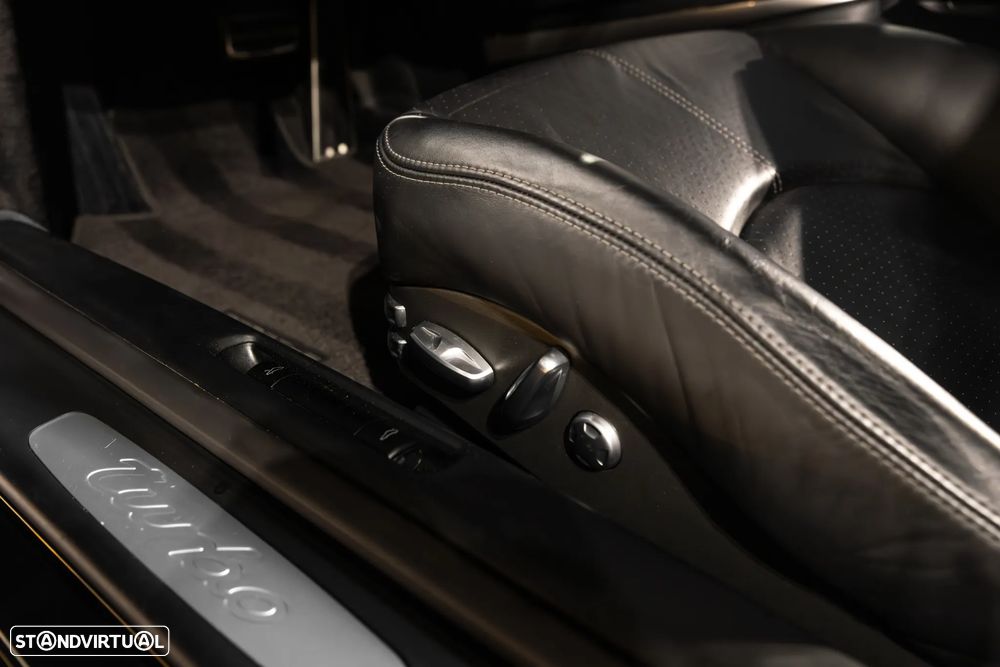 Porsche 911 (997) Turbo Tiptronic - 34