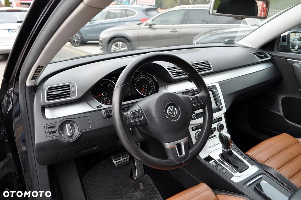 Volkswagen Passat Alltrack 2.0 TDI 4Mot DSG - 18