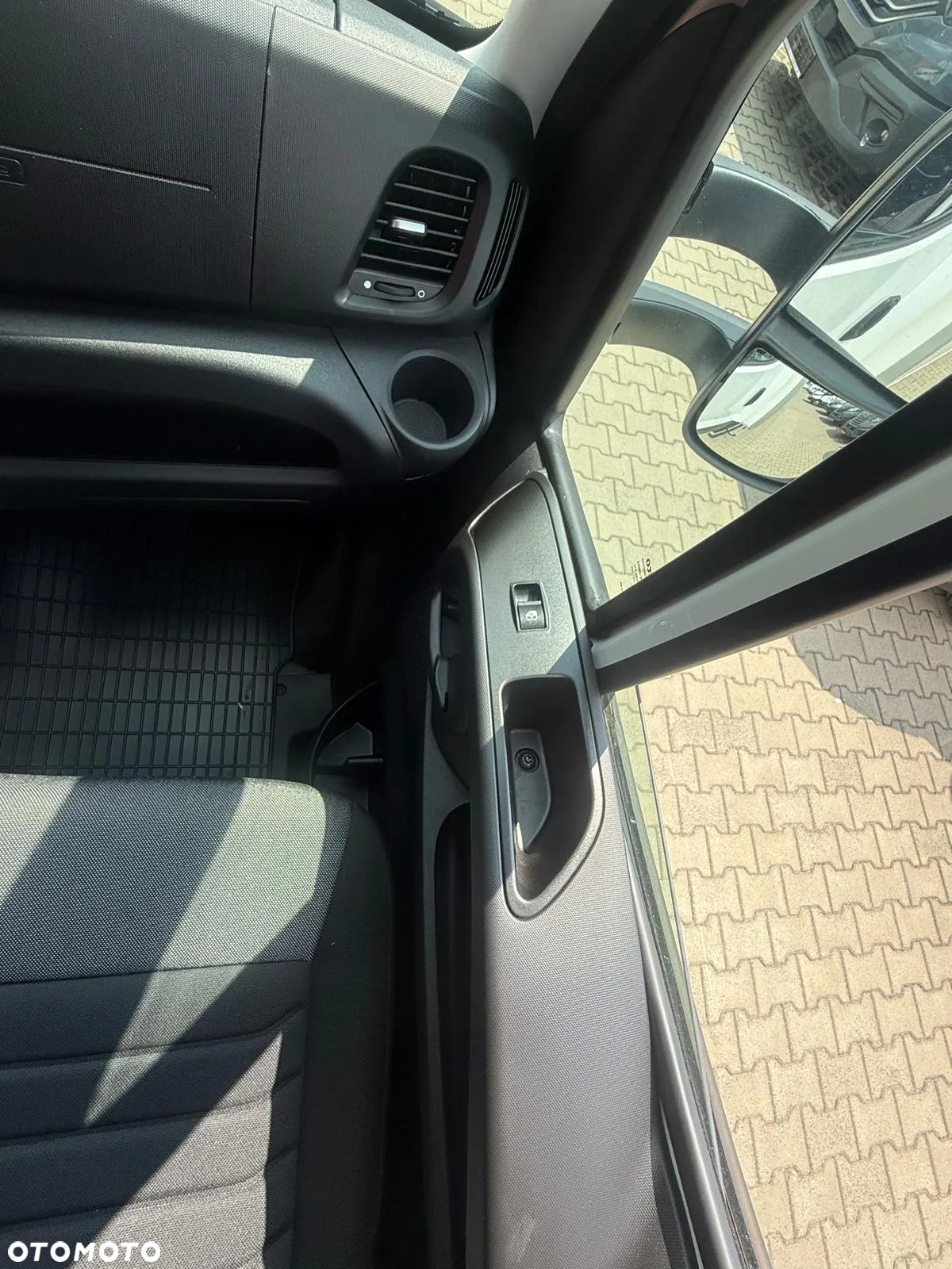 Iveco 50C16H3,0Z  KAT. B WERSJA WZMOCNIONA Z WINDĄ - 25