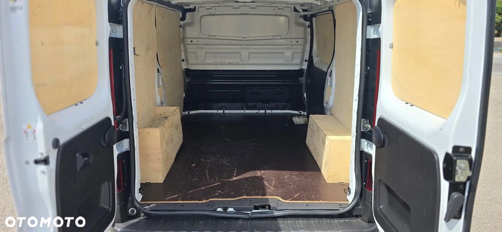 Renault Trafic - 13