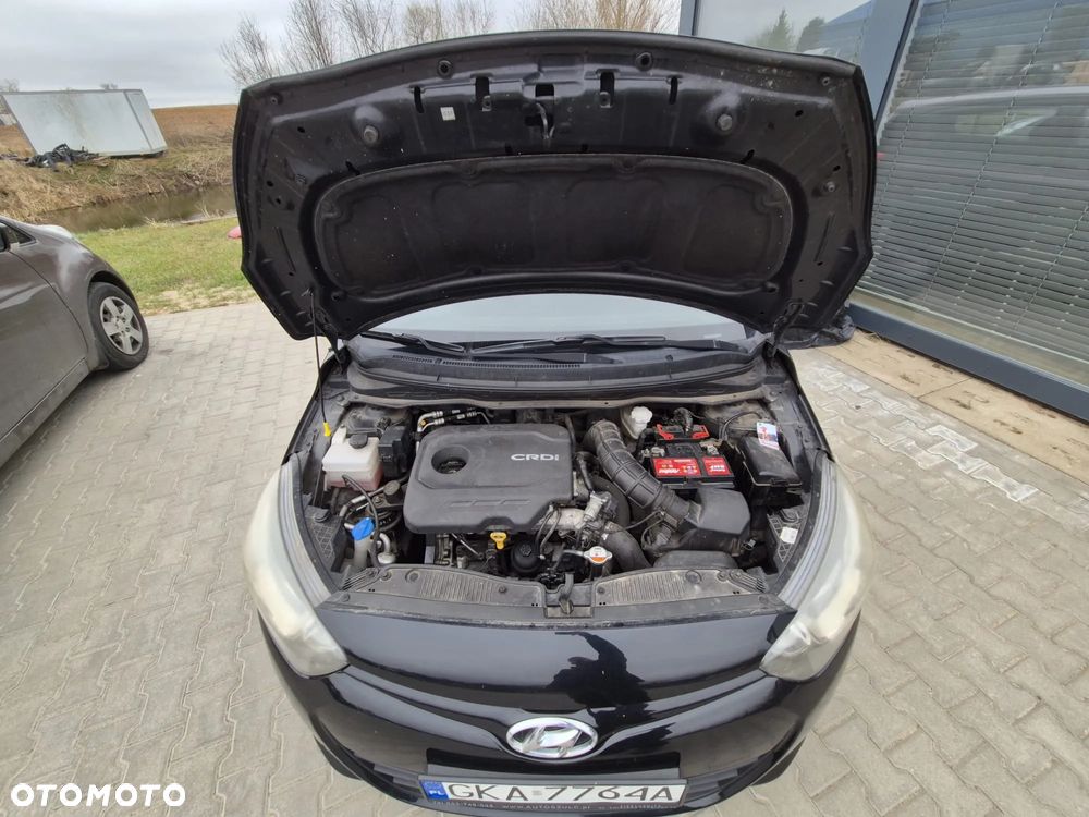 Hyundai i20 1.1 CRDi Comfort - 23