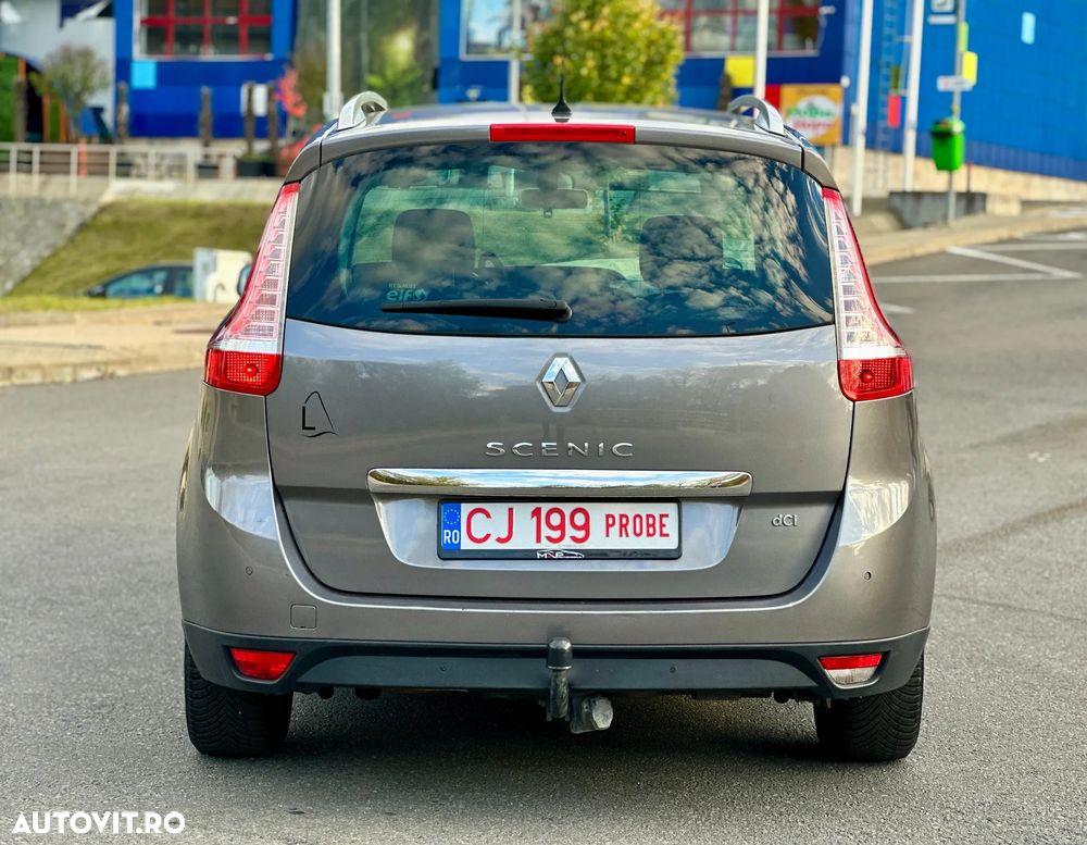 Renault Grand Scenic ENERGY dCi 110 EDC INTENS - 11