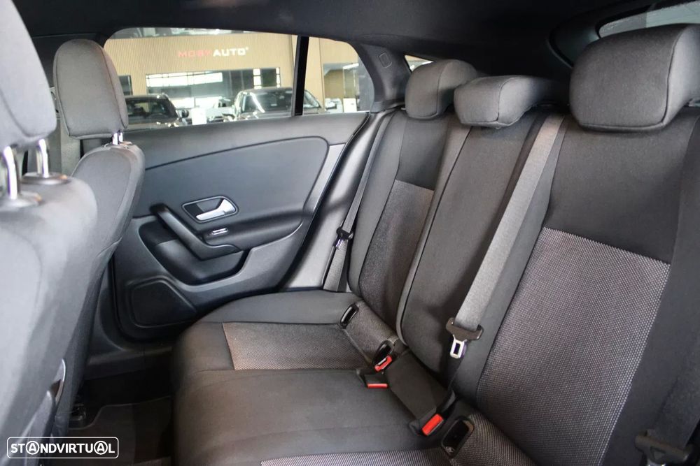 Mercedes-Benz CLA 180 d Shooting Brake Style - 26