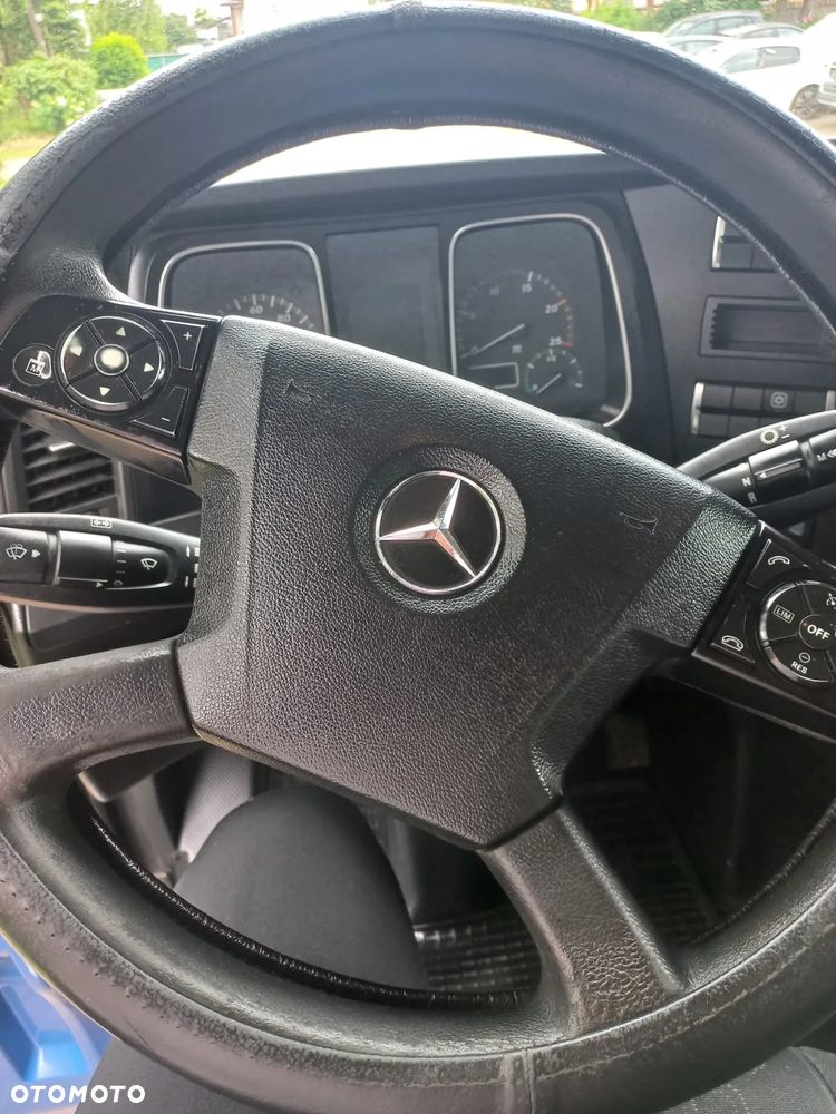Mercedes-Benz Actros - 12