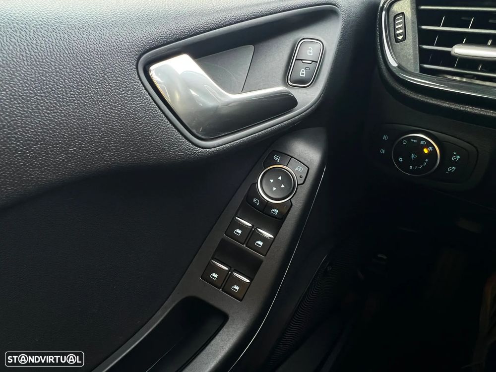 Ford Fiesta 1.0 EcoBoost Active X - 21