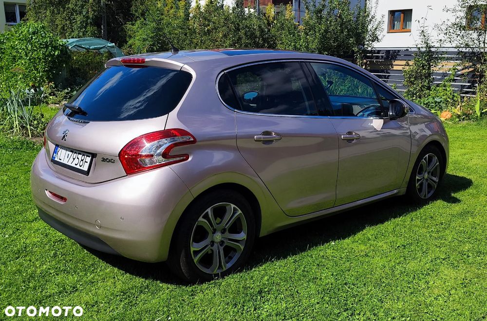 Peugeot 208 1.4 VTi Active - 4