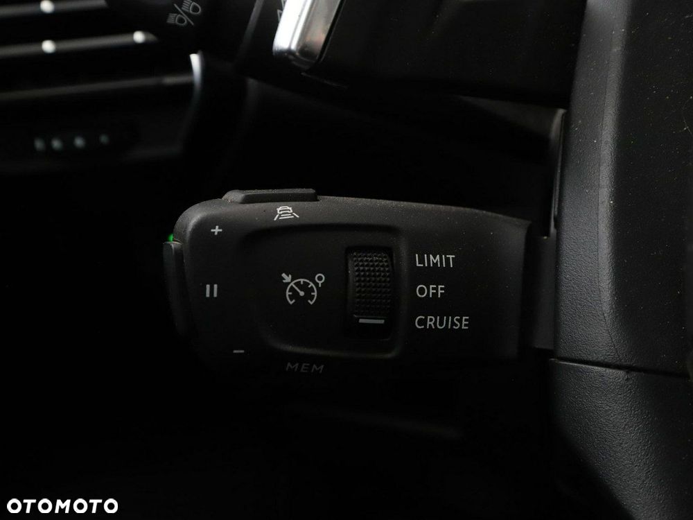 DS Automobiles DS 7 Crossback 1.6 E-Tense 4x4 Grand Chic - 37