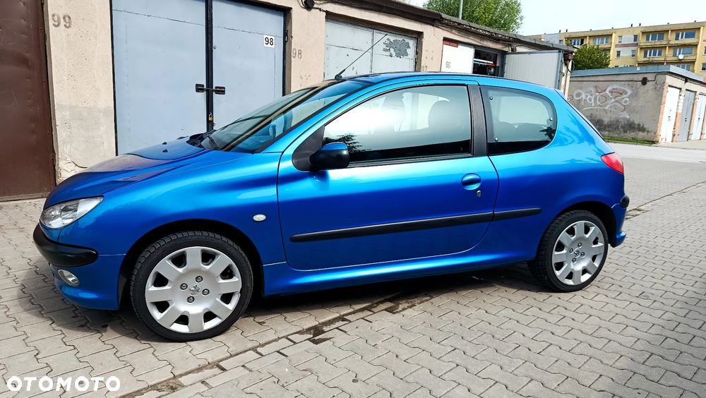 Peugeot 206 1.1 X-Line - 2