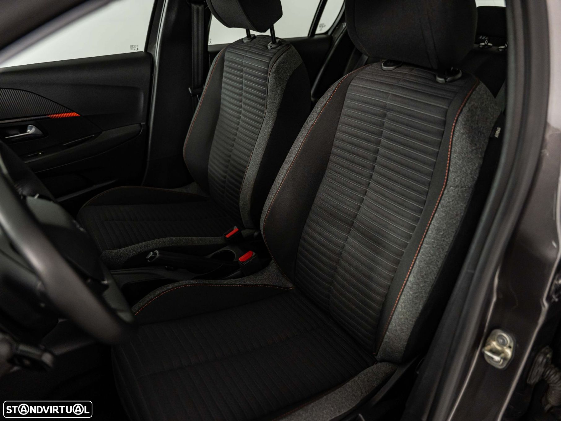 Peugeot 208 1.2 PureTech Active Pack - 8