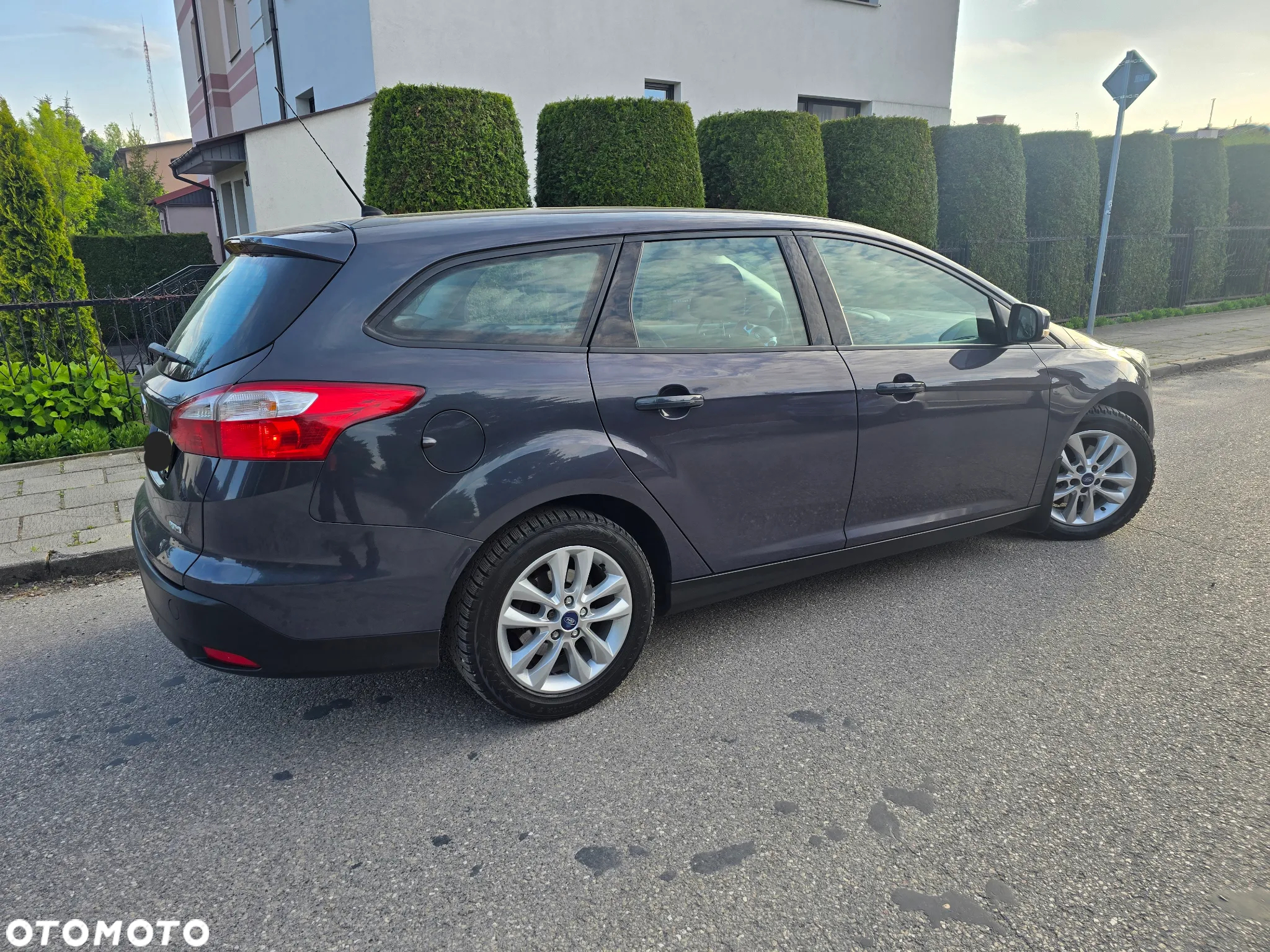 Ford Focus 1.6 FF Ambiente - 33