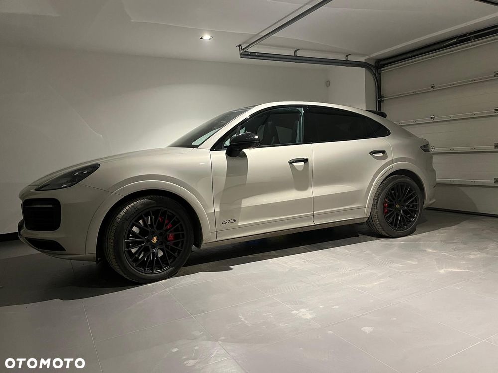 Porsche Cayenne - 7